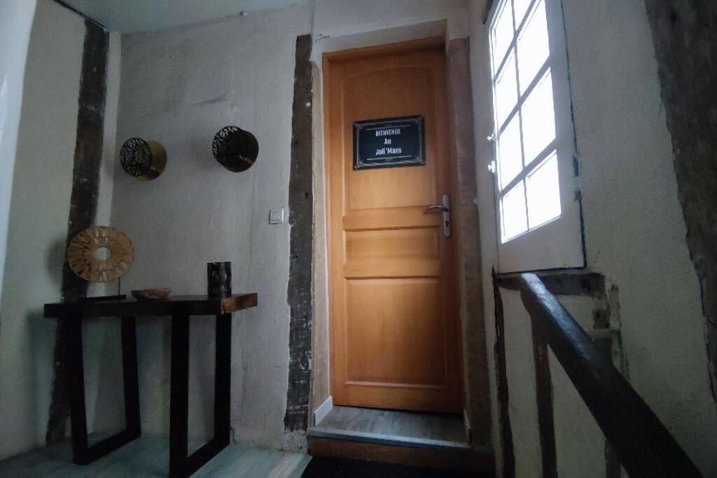 Apartment Le Joli'mans: Newly Renovated Near Historic Quarter *